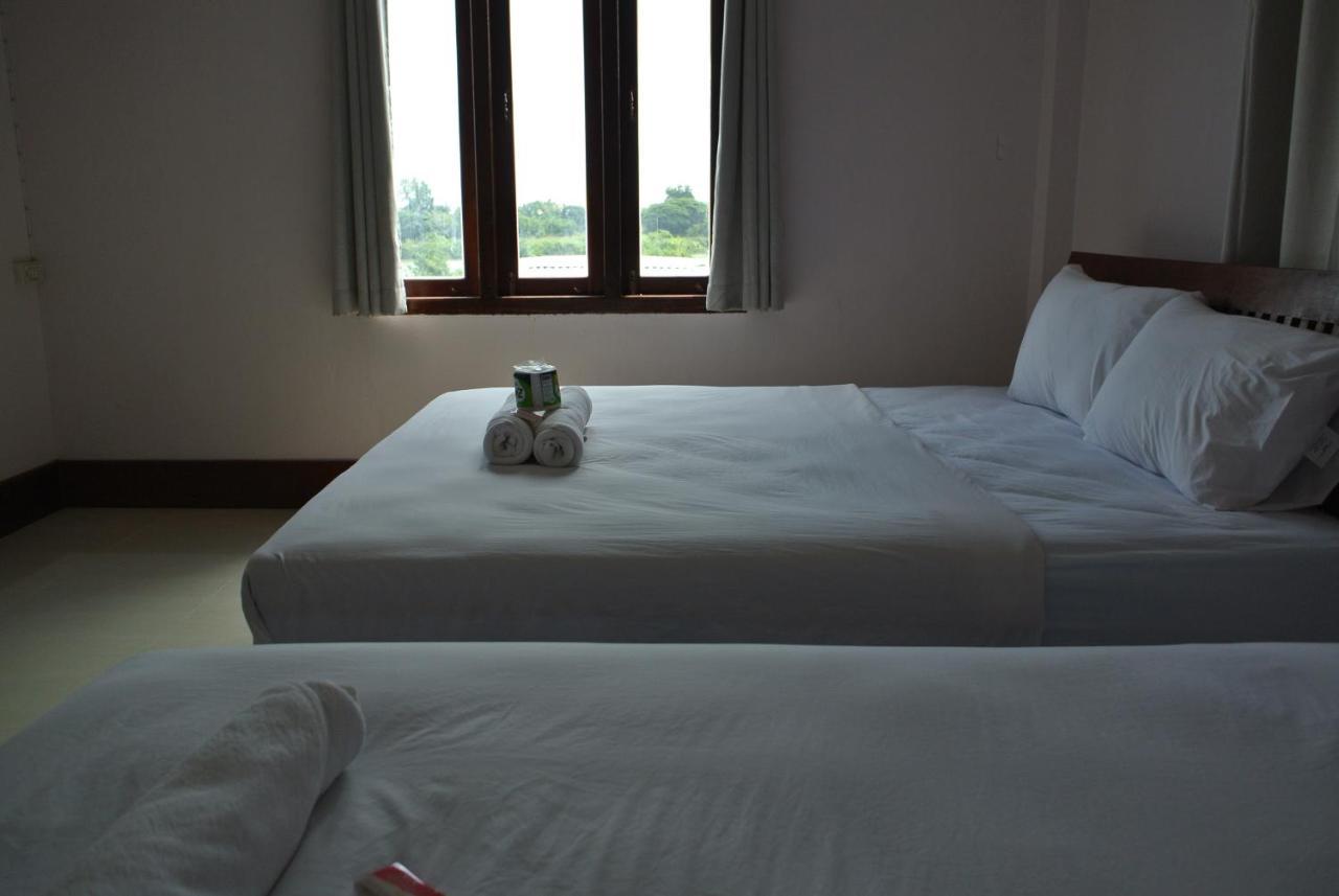 Mama Leurth Sunset Guesthouse Ban Dondét Oda fotoğraf