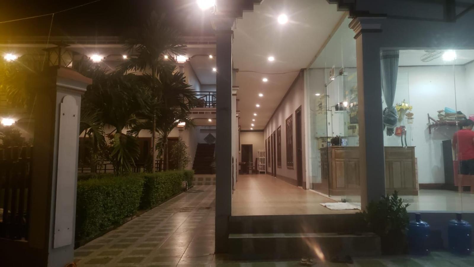 Mama Leurth Sunset Guesthouse Ban Dondét Dış mekan fotoğraf