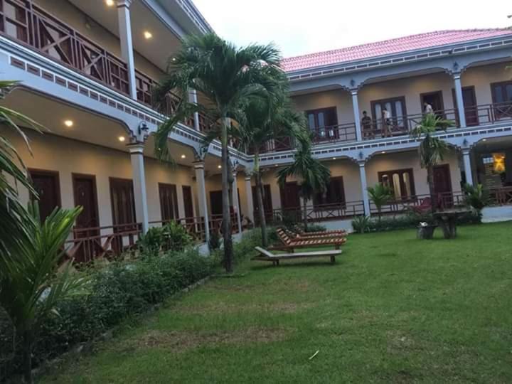 Mama Leurth Sunset Guesthouse Ban Dondét Dış mekan fotoğraf